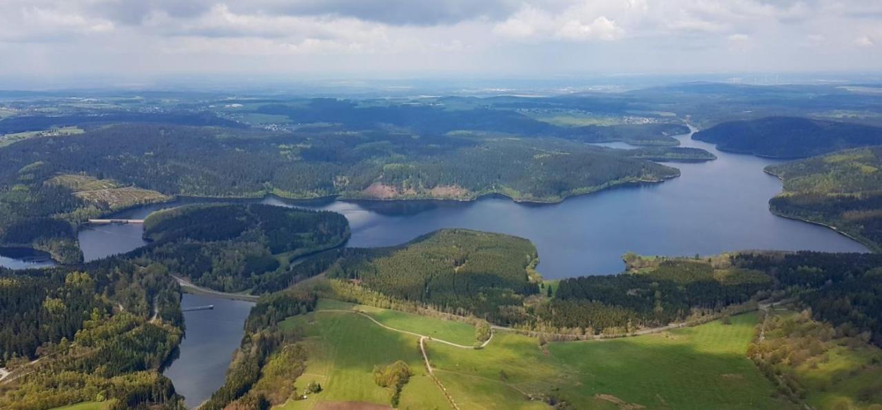 Galerie-Ferienwohnung "Im Schindlershof" - Zentral Und Ruhig Eibenstock Bagian luar foto